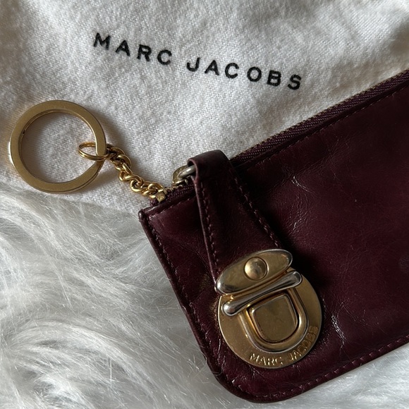 Marc Jacobs Signature Push-Lock Coin Purse - Picture 10 of 11
